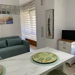 Apartamento Coqueto En A 100m De La Playa *